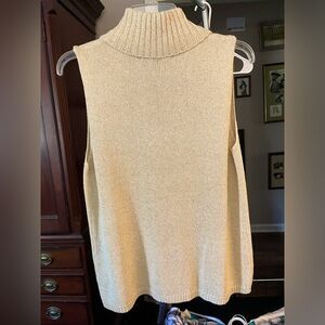 Gold tank, size L